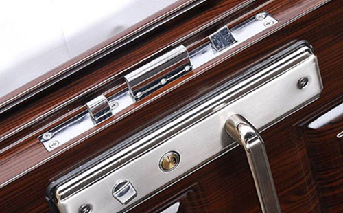 昌都換鎖電話（開門鎖安裝指紋鎖）